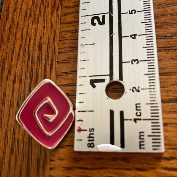 Vintage 1980s Bold Enamel Pink and Silver pierced Earrings - Picture 2 of 2